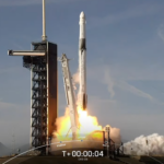 Liftoff Falcon 9