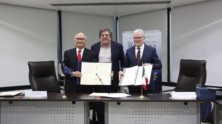 La Agencia Espacial Europea firma acuerdo de cooperación con México