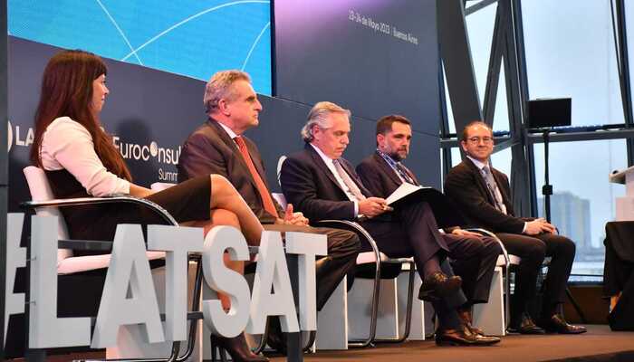 Con participación de Alberto Fernández, comenzó el congreso LATSAT 2023