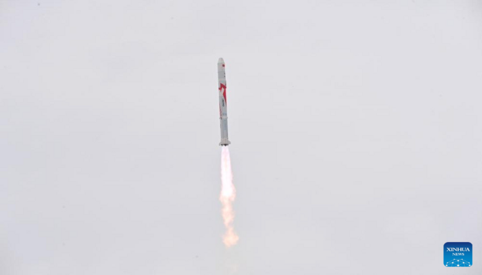 China logra primer vuelo orbital de lanzador propulsado por metano