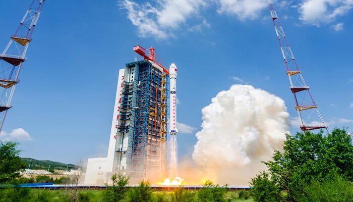 China lanza tres satélites de observación multifuente y un satélite de demostración tecnológica
