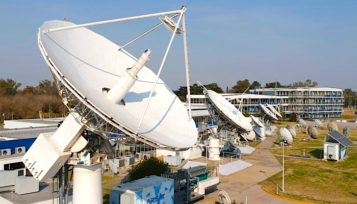 ARSAT lanza servicio IoT satelital en asociación con Globalsat