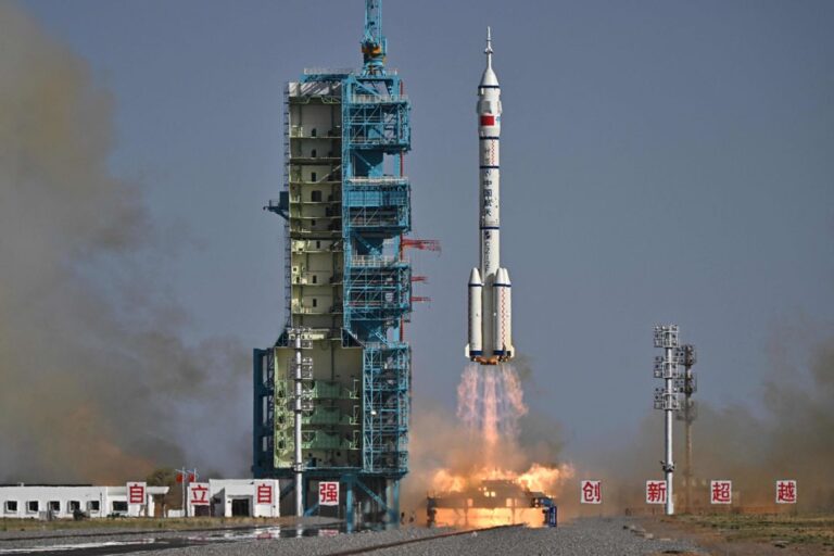 Shenzhou-20 avanza en mantenimiento de Tiangong con EVA centrada en escudos espaciales